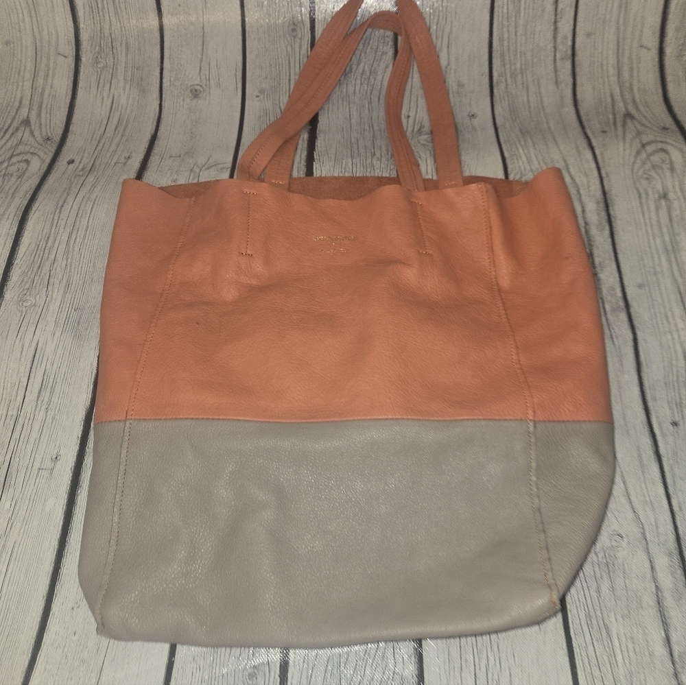 Le Parmentier Paris Made in Italy Leather Colorblock Tote – Coral & Taupe - Picture 6 of 13